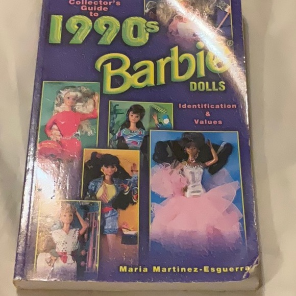 1990s Barbie Dolls Collector's Guide Book - Picture 1 of 2